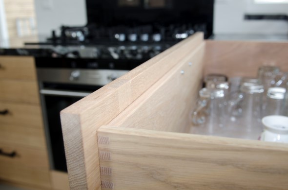 Eiken keuken, industrieel strak